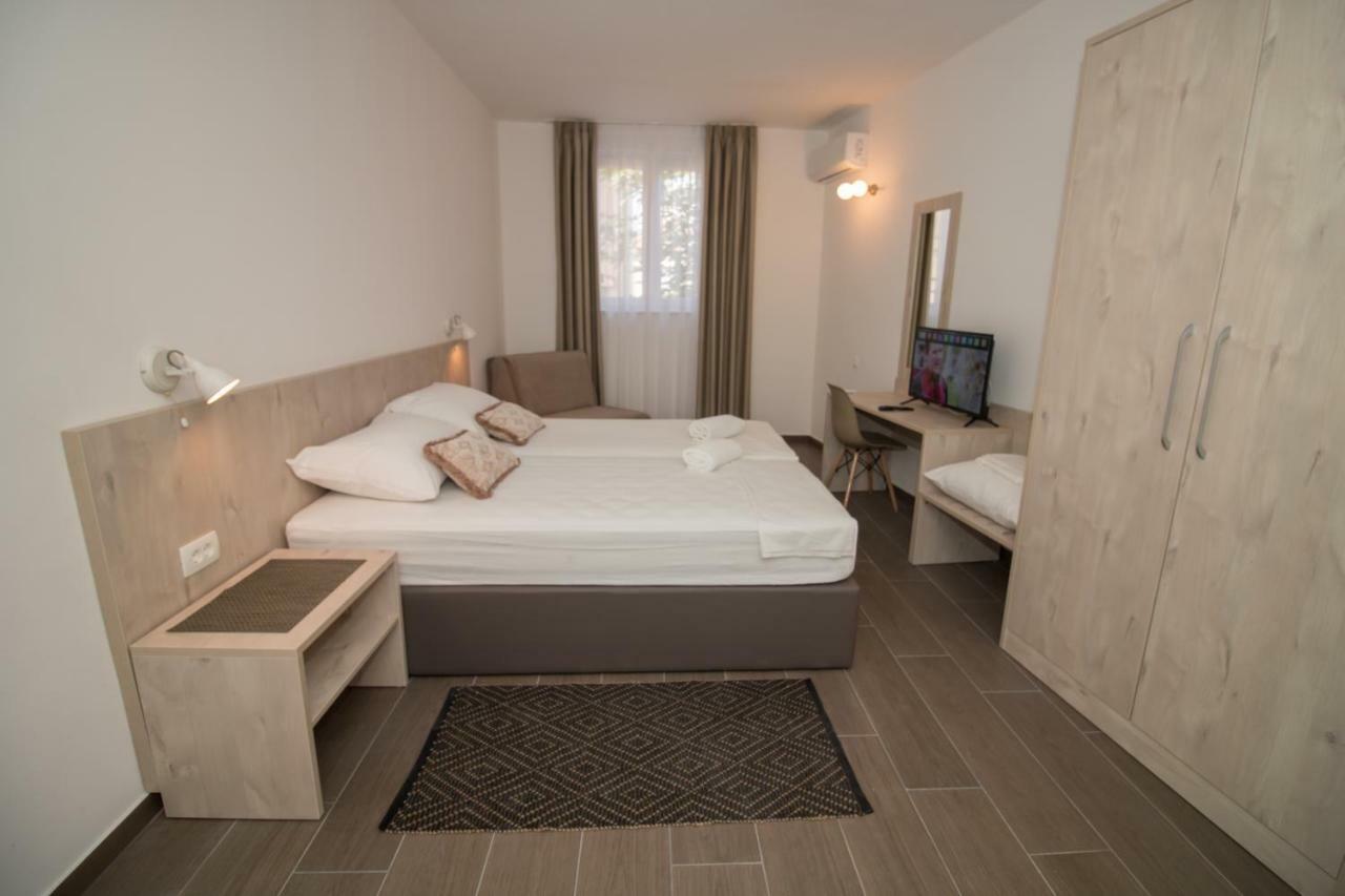 Ninas Apartments Μόσταρ Εξωτερικό φωτογραφία